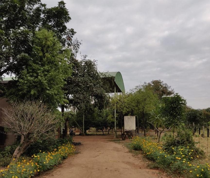 Hornbill Farm Resort ハイデラバード エクステリア 写真